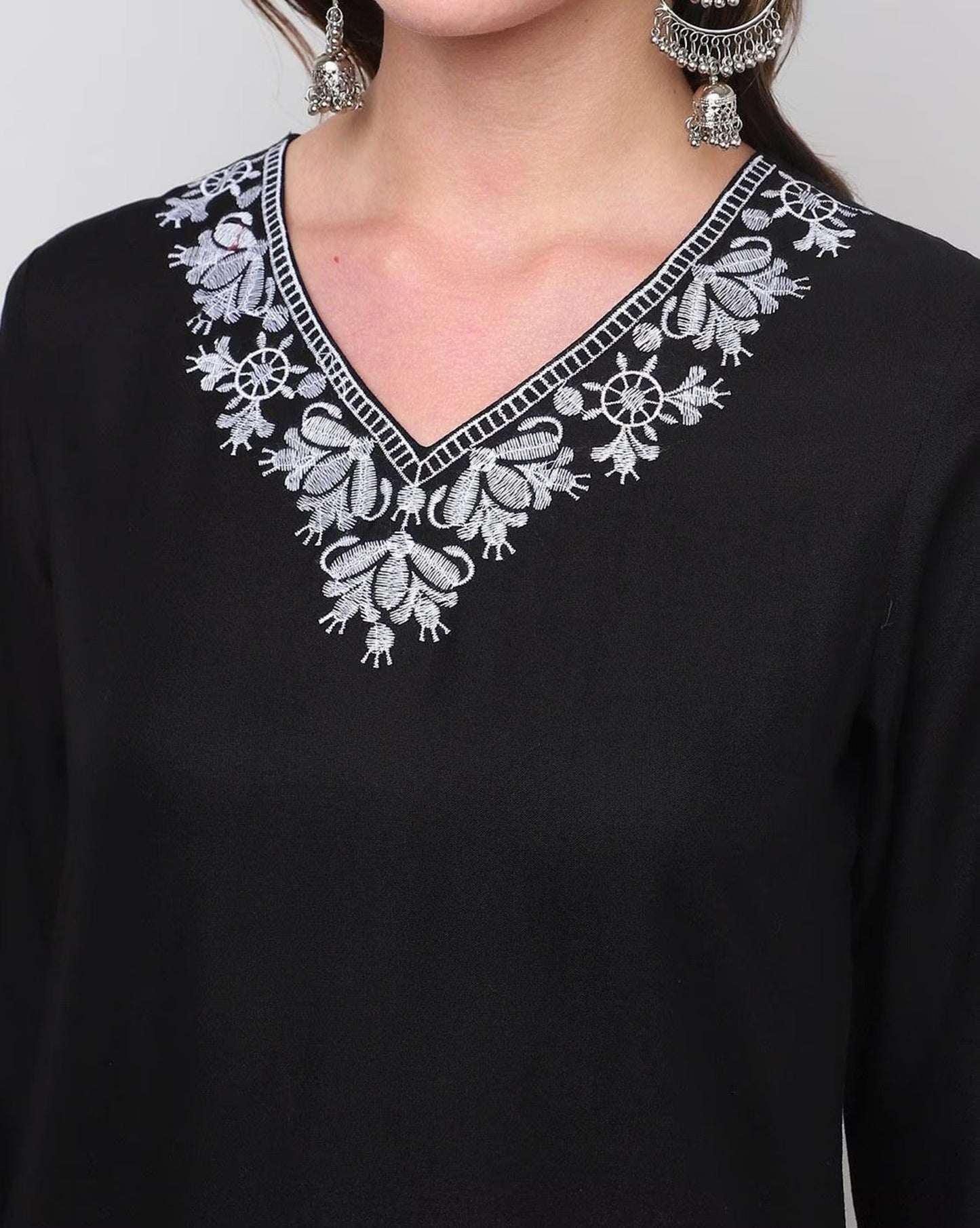 Embroidered V-Neck A-Line Kurta