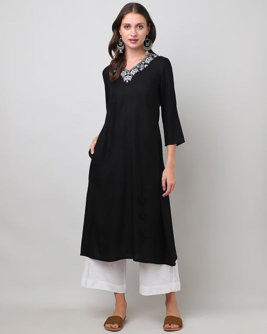 Embroidered V-Neck A-Line Kurta