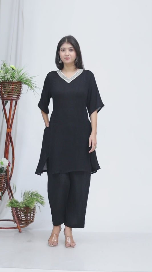 Black Two-Piece Set in 100% Liva Rayon Crepe – Elegant Top & Bottomwear