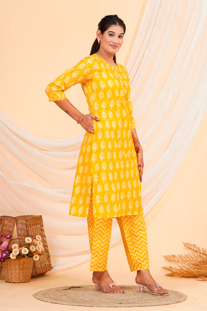 Sakura Women's Mustard Block Print Kurta & Chevron Palazzo Set - 100% Cambric Cotton, With Pockets