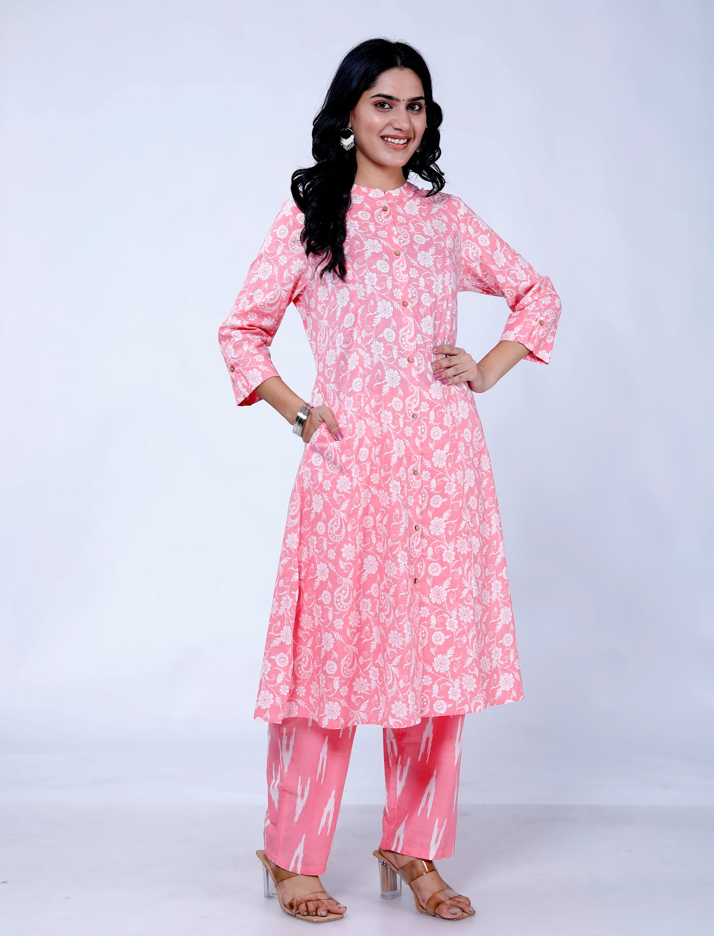 Sakura Women's 100% Cambric Cotton Princess Cut Kurta with Palazzo Set – Pink Floral Print