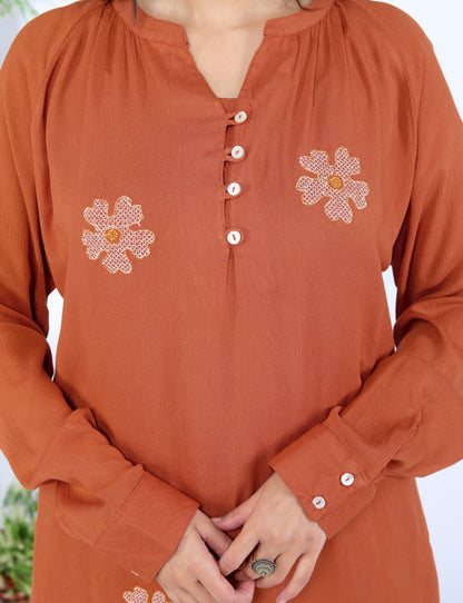 Sakura Women's Rust Floral Embroidered Liva Rayon Crepe Two-Piece Kurta and Pant Set