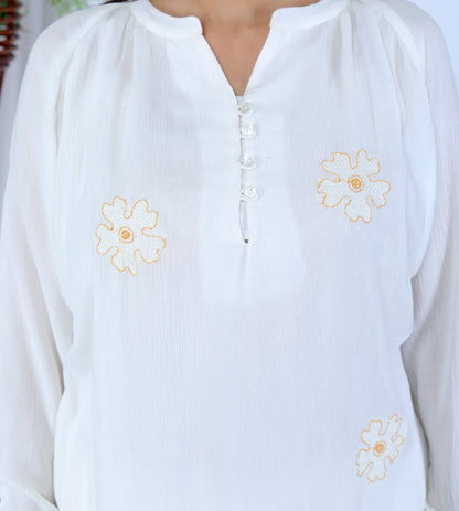 Sakura Women's White Floral Embroidered Liva Rayon Crepe Kurta and Pant Set with 100% Cotton Lining