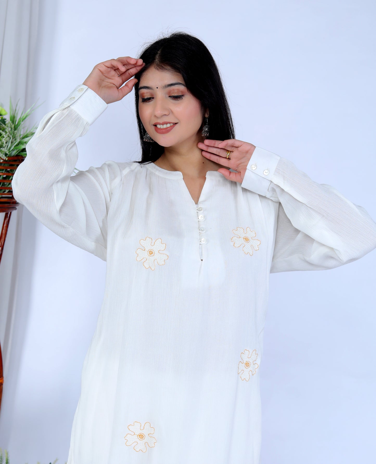 Sakura Women's White Floral Embroidered Liva Rayon Crepe Kurta and Pant Set with 100% Cotton Lining