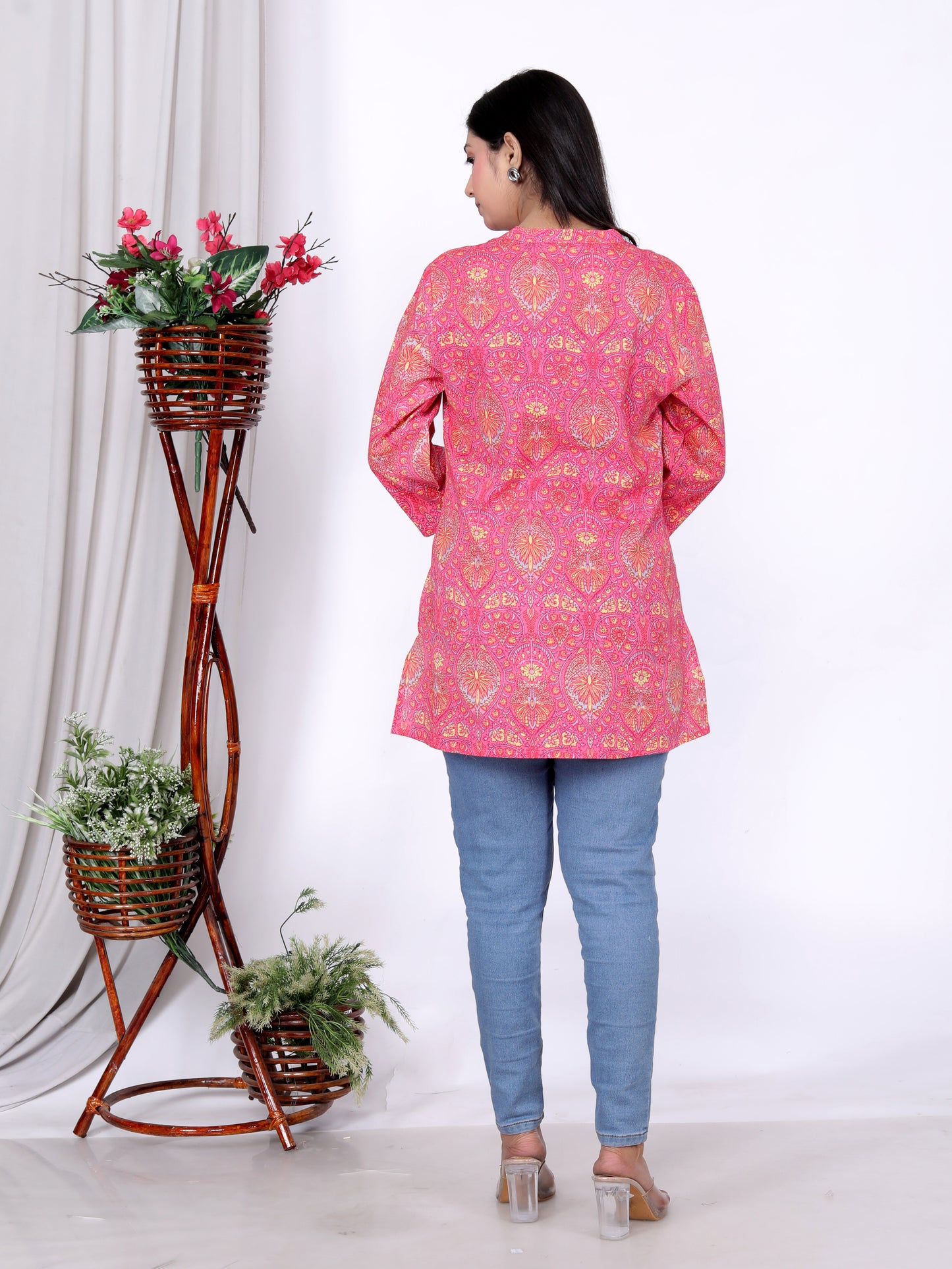 Sakura Women's Pink Printed Cotton Kurti – 100% Cambric Cotton, Stylish & Comfortable Daily Wear