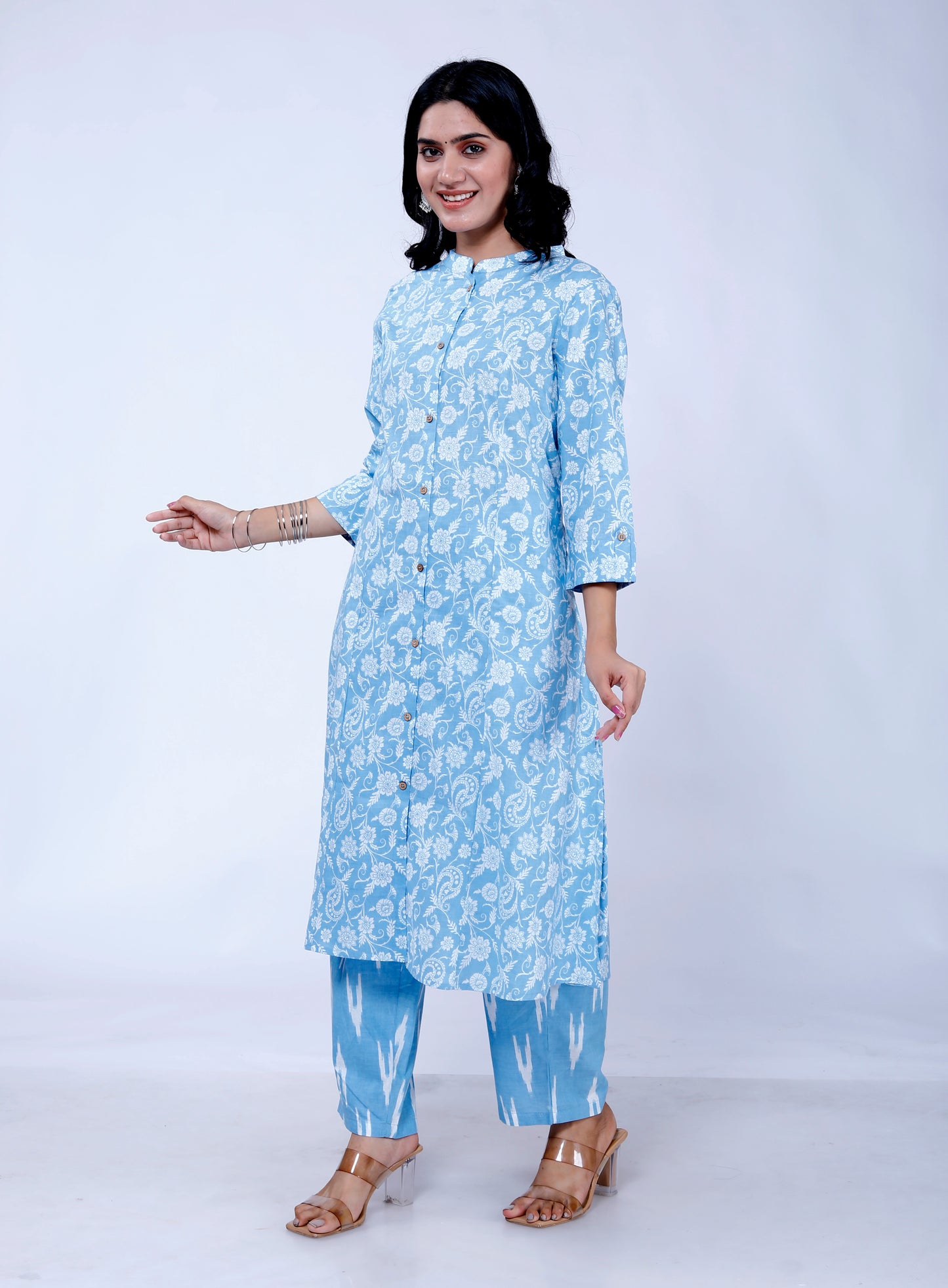 Women’s Sky Blue Floral Cambric Cotton Princess Cut Kurta Set with Palazzo – Pocket-Friendly Ethnic Wear for Casual & Festive Looks