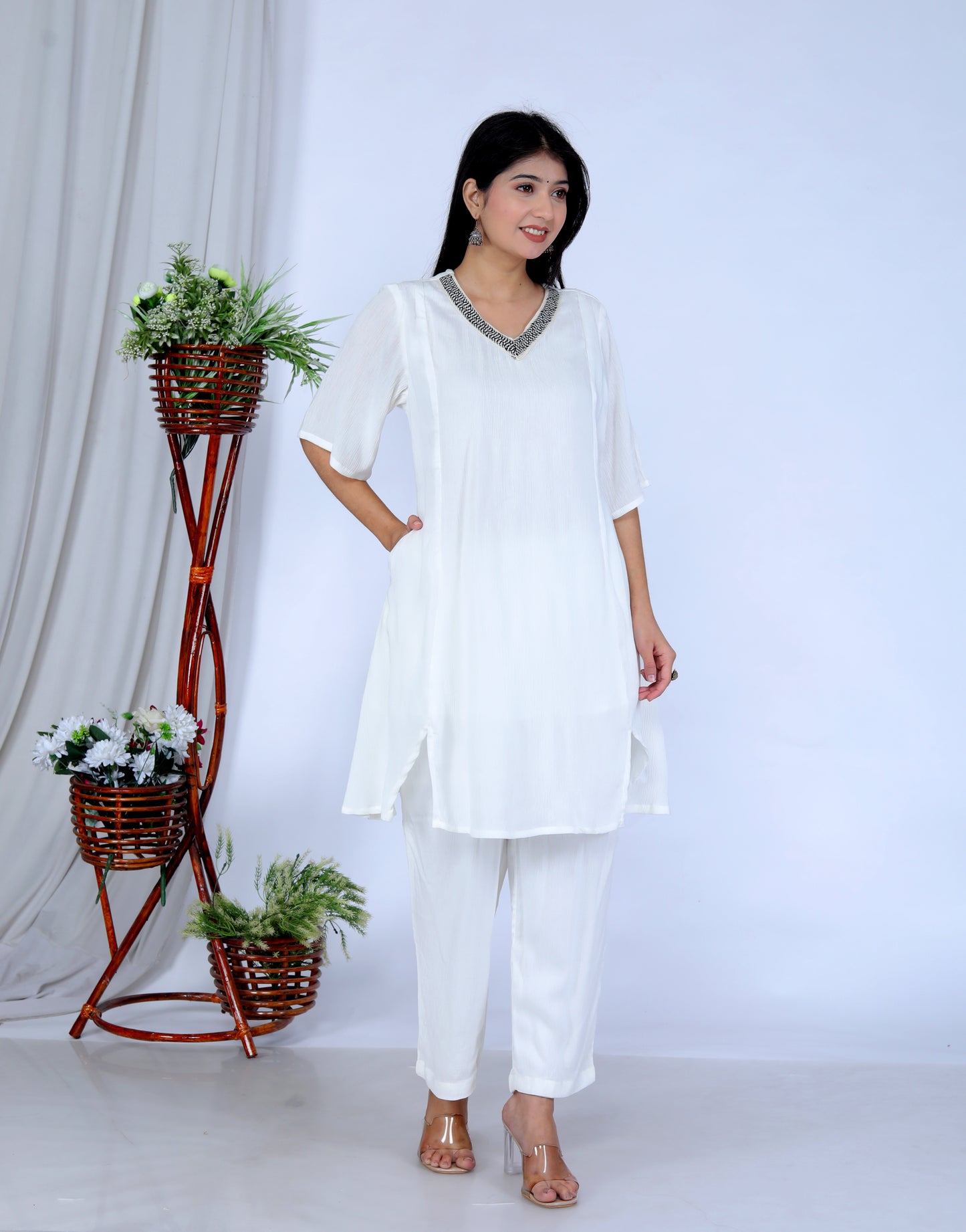 Elegant Two-Piece Set – White Liva Rayon Crepe with Lace Neckline & Cotton Lining